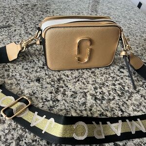 Marc Jacob’s snapshot purse used once Pristine condition